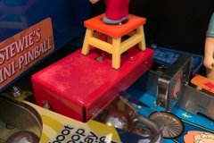 Family-Guy-Stool-4