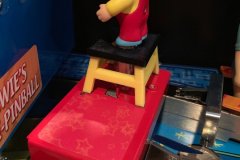 Family-Guy-Stool-5